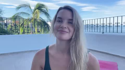 PHOENIX TAYLOR online show from 10.07.25