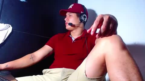 AdnierGnz online show from 02.24.25