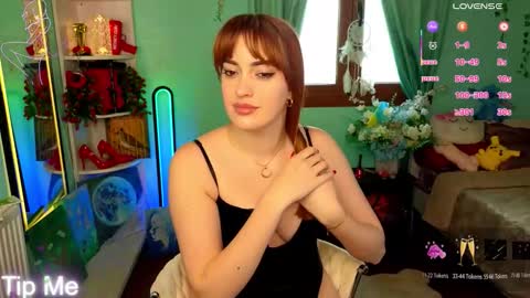 Snapshot of phoenixlunar chatting on 03.20.26 Selena online show from 03.20.26