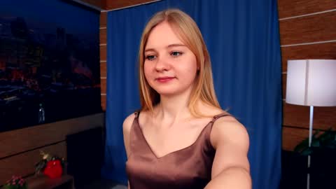 Snapshot of phyllisearney chatting on 01.17.25 Hann G. Jones online show from 01.17.25