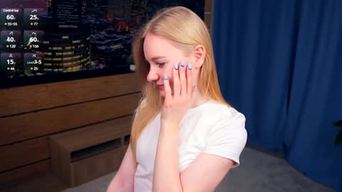 Snapshot of phyllisearney chatting on 02.08.25 Hann G. Jones online show from 02.08.25