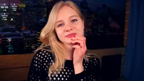 Snapshot of phyllisearney chatting on 03.03.25 Hann G. Jones online show from 03.03.25