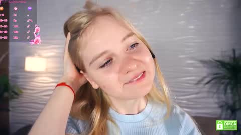 Snapshot of phyllisearney chatting on 09.12.25 Hann G. Jones online show from 09.12.25