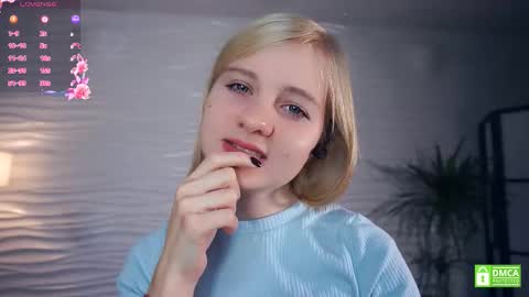 Snapshot of phyllisearney chatting on 10.02.25 Hann G. Jones online show from 10.02.25