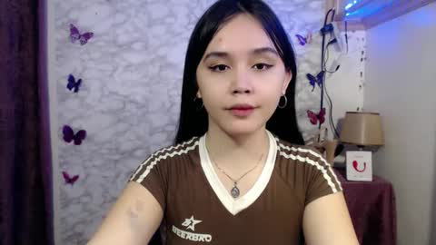 Ms Pia online show from 04.06.26