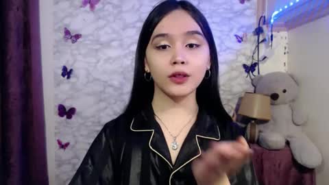 Ms Pia online show from 04.13.26