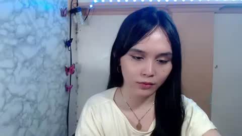 Snapshot of pia_intownx chatting on 04.21.26 Ms Pia online show from 04.21.26