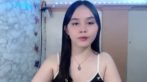 Snapshot of pia_intownx chatting on 04.21.26 Ms Pia online show from 04.21.26