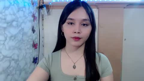 Snapshot of pia_intownx chatting on 04.27.26 Ms Pia online show from 04.27.26