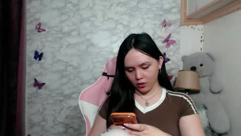 Snapshot of pia_intownx chatting on 05.25.26 Ms Pia online show from 05.25.26