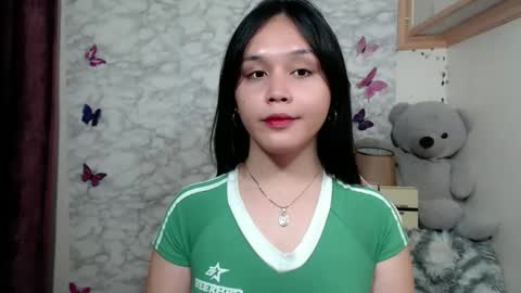 Snapshot of pia_intownx chatting on 06.03.26 Ms Pia online show from 06.03.26