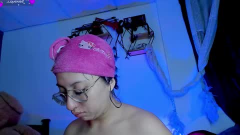  PIA FISHER  online show from 02.19.25