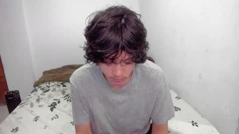 Snapshot of picaszomilos350 chatting on 11.12.25 picaszomilos350 online show from 11.12.25