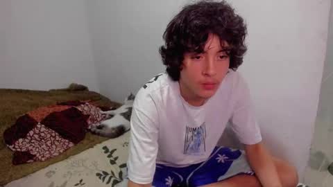 picaszomilos350 online show from 11.22.25