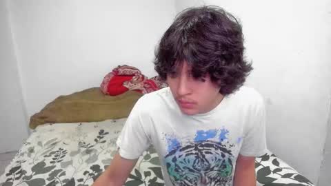 picaszomilos350 online show from 11.24.25