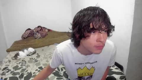 picaszomilos350 online show from 11.25.25