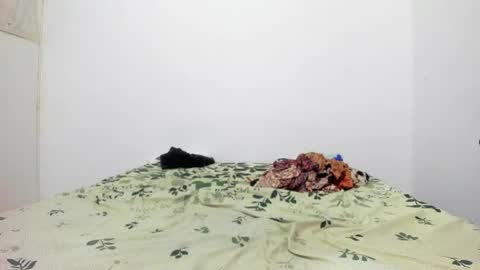 picaszomilos350 online show from 04.06.26