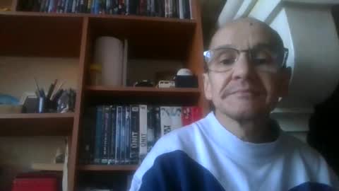 Snapshot of pichoun71 chatting on 12.20.24 pichoun71 online show from 12.20.24