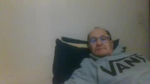 Snapshot of pichoun71 chatting on 01.24.25 pichoun71 online show from 01.24.25