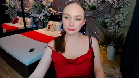 Emelie online show from 12.28.24