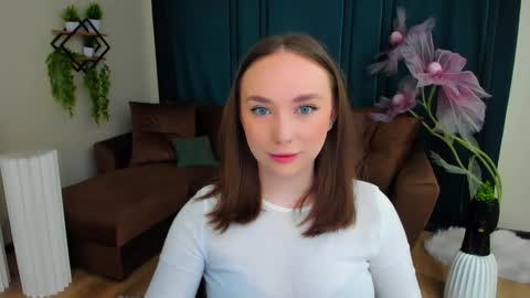 Emelie online show from 11.26.25