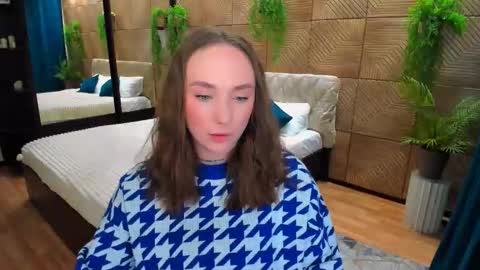 Emelie online show from 02.08.26