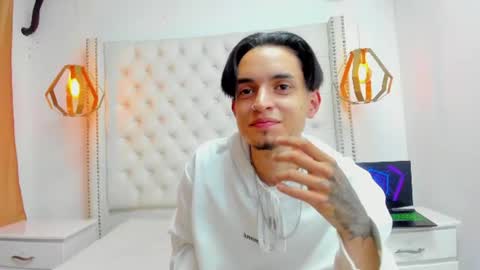 Snapshot of pier_paolo_pasolinny chatting on 06.11.26 Pier Paolo online show from 06.11.26