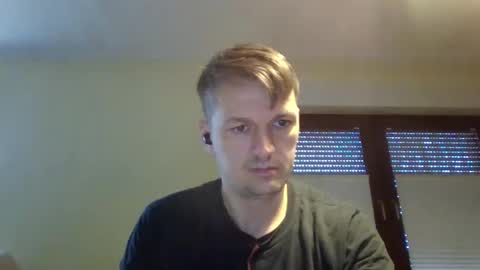 Snapshot of piercingsxxx chatting on 02.26.25 piercingsxxx online show from 02.26.25