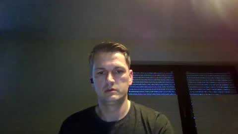 Snapshot of piercingsxxx chatting on 03.07.25 piercingsxxx online show from 03.07.25