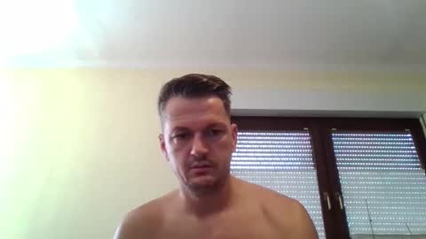 Snapshot of piercingsxxx chatting on 09.12.25 piercingsxxx online show from 09.12.25