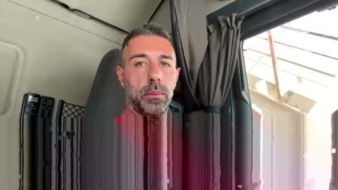 pierotu online show from 09.23.25