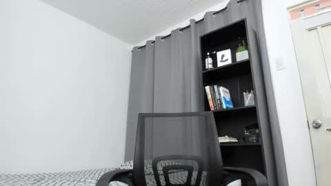 Pierre online show from 03.08.25