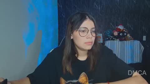 Snapshot of piixiie_d_oll chatting on 12.30.24 Andrea G online show from 12.30.24