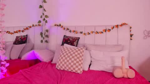 PIKAYLE  online show from 01.12.26