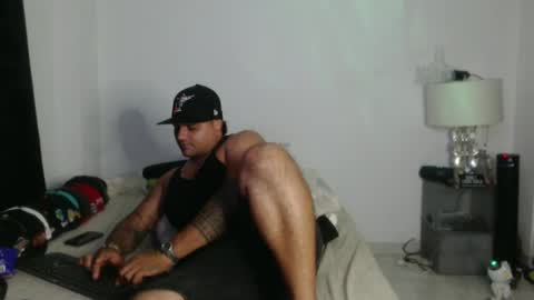 pikoro_gomez online show from 12.02.24