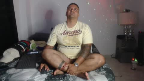 pikoro_gomez online show from 12.06.24