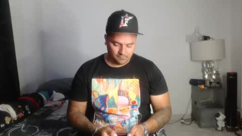 pikoro_gomez online show from 12.21.24
