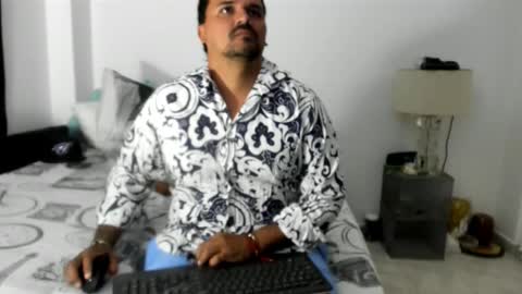 pikoro_gomez online show from 11.09.25