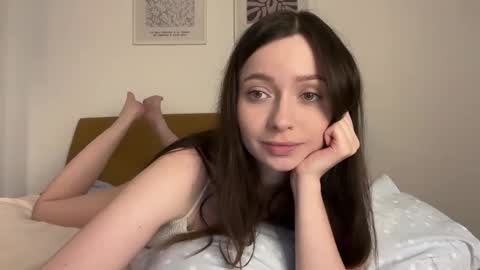 Snapshot of pileacadieri__ chatting on 02.06.26 Trisha online show from 02.06.26