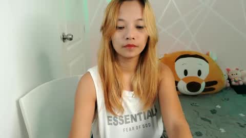 pinay beauty14 online show from 12.12.24
