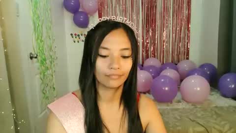 Snapshot of pinay_beauty14 chatting on 05.14.26 pinay beauty14 online show from 05.14.26