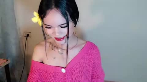 Snapshot of pinay_maxine chatting on 10.23.25 maxine online show from 10.23.25