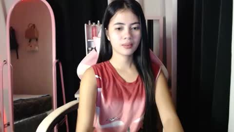 Snapshot of pinay_sharmelyn chatting on 05.15.26 sharmelynbebe online show from 05.15.26