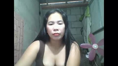 pinaychubbymomm online show from 02.04.26