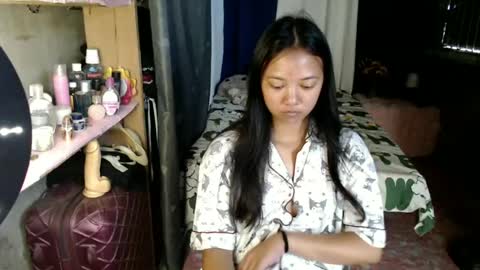Snapshot of pinayjasmine chatting on 06.22.26 jasmine online show from 06.22.26