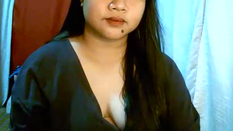 Snapshot of pinayjona chatting on 02.14.25 pinayjona online show from 02.14.25