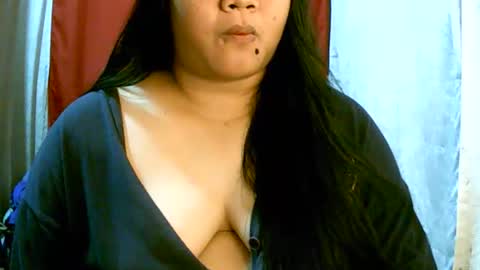 Snapshot of pinayjona chatting on 10.14.25 pinayjona online show from 10.14.25