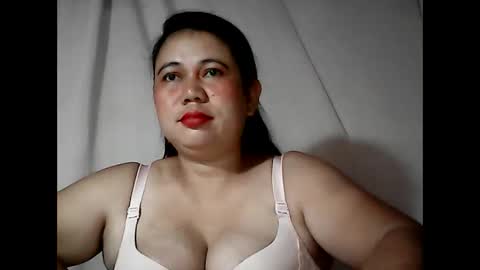 pinaymama12345 online show from 10.23.25