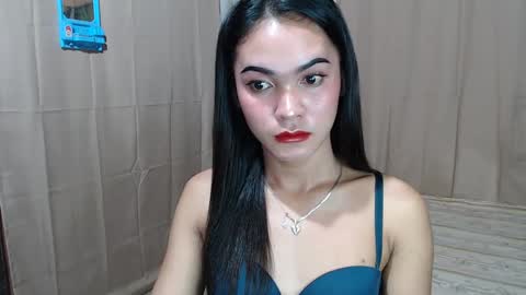 celistina Crwford online show from 03.10.25