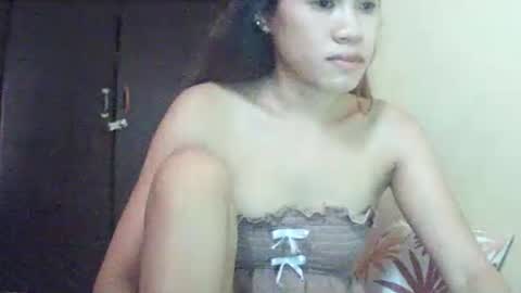 Snapshot of pinaysweet_couple chatting on 04.21.26 pinaysweet_couple online show from 04.21.26